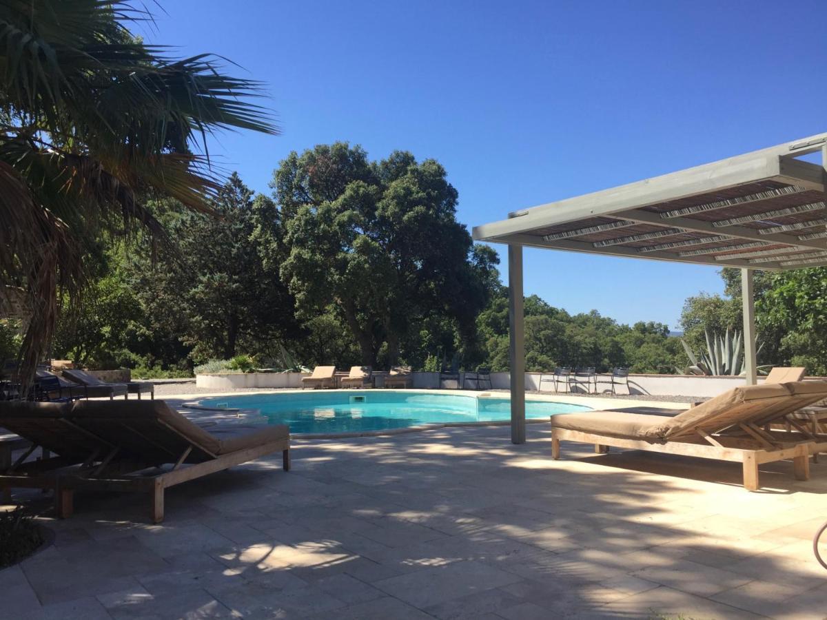 Bed and Breakfast Les Aurochs Grimaud Exterior foto