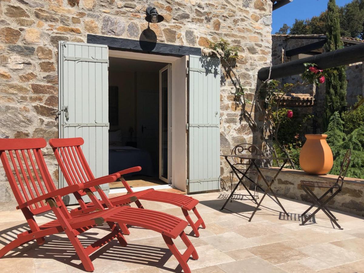 Bed and Breakfast Les Aurochs Grimaud Exterior foto